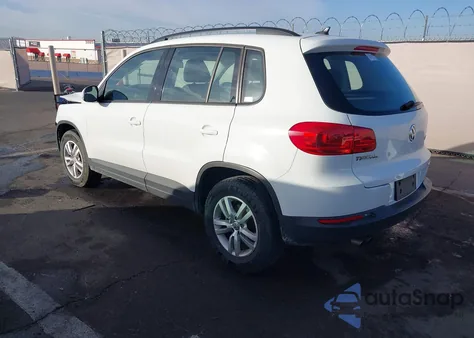 2015 Volkswagen Tiguan S from USA, damaged, VIN WVGAV7AX2FW558931
